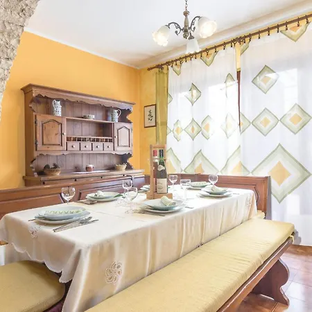 Holiday home Cozy In With Outdoor Swimming Pool Pula