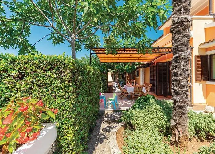 Beautiful In With Sauna Ferienhaus