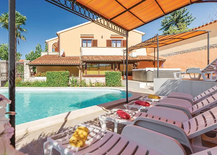 Beautiful In With Sauna